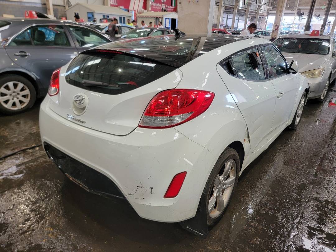 2013 HYUNDAI VELOSTER — 89801 Miles — Lot 67072863 - Marhaba Auctions Used Cars - Image 3