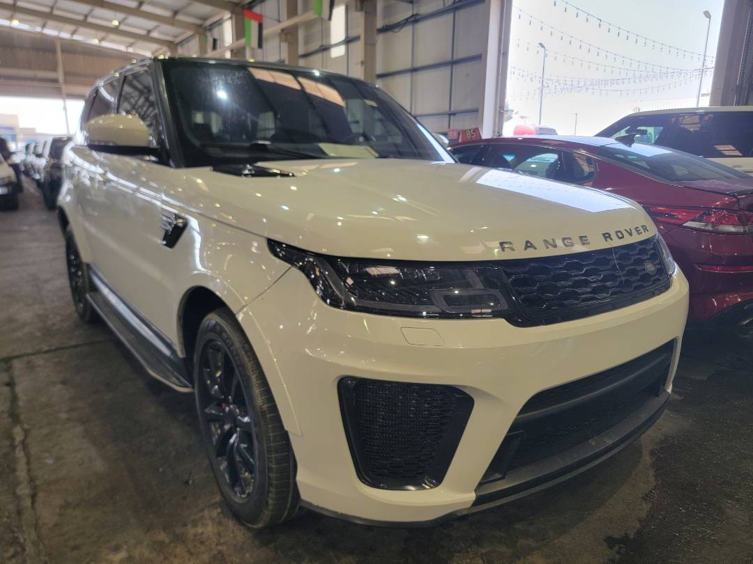 2016 LAND ROVER RANGE ROVER SPORT — 72986 Miles — Lot GA598038 — Main - Marhaba Auctions Used Cars - Image 4