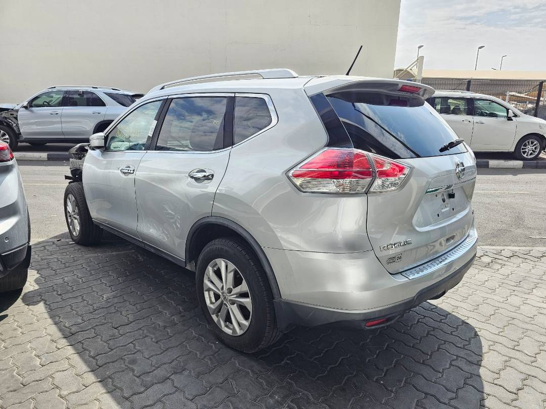 NISSAN ROGUE