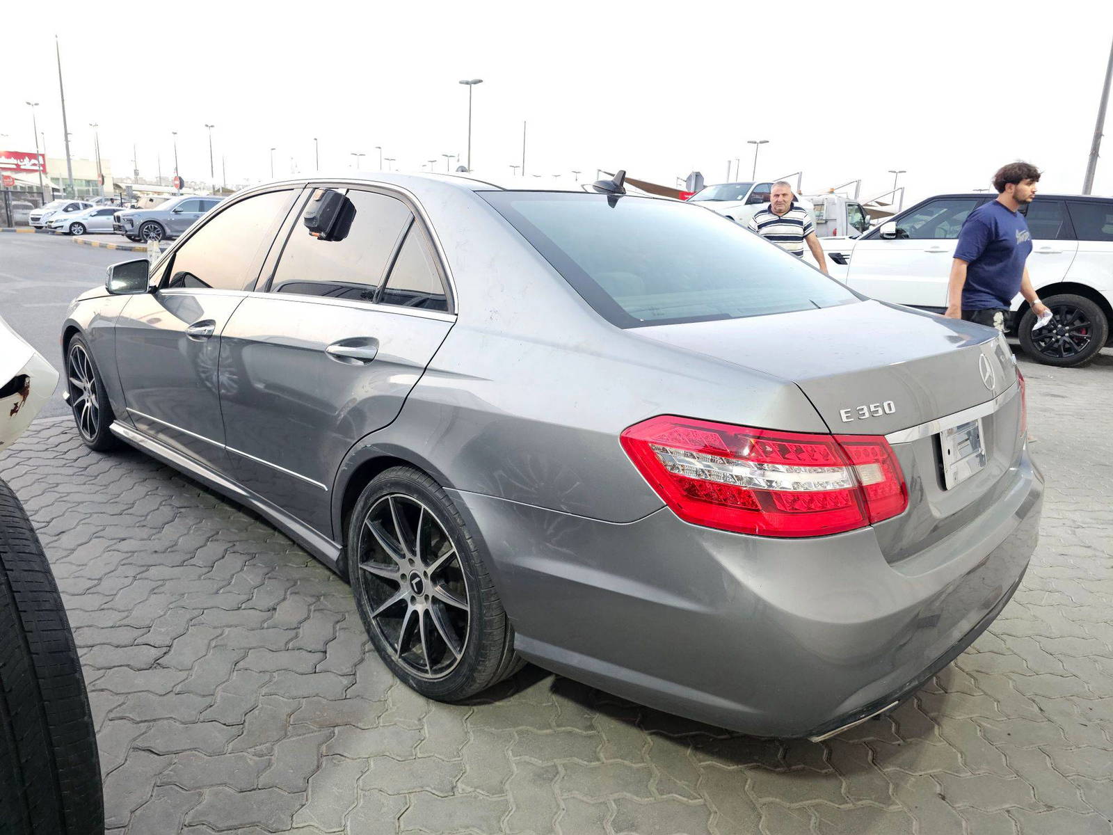 2011 MERCEDES BENZ E 350 — 139106 Miles — Lot BA354296 — Souq - Marhaba Auctions Used Cars - Image 5