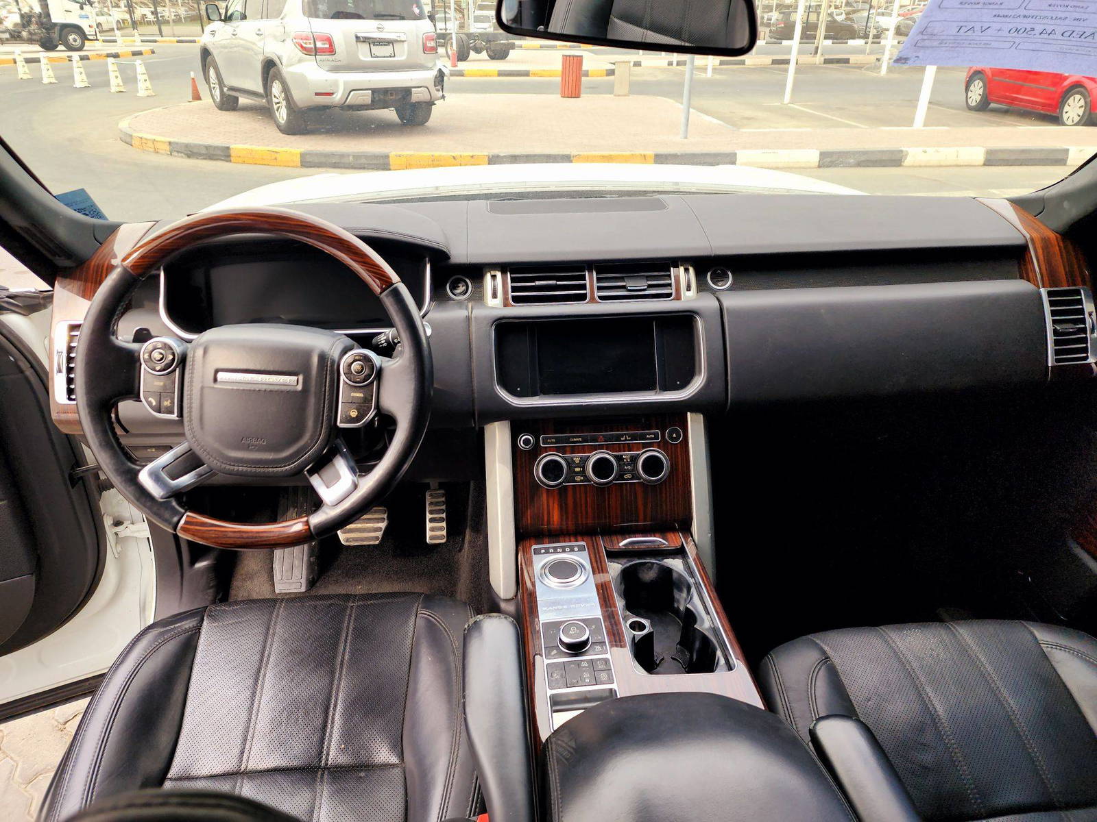 2015 LAND ROVER RANGE ROVER — 116713 KM — Lot 218648 — Souq - Marhaba Auctions Used Cars - Image 7
