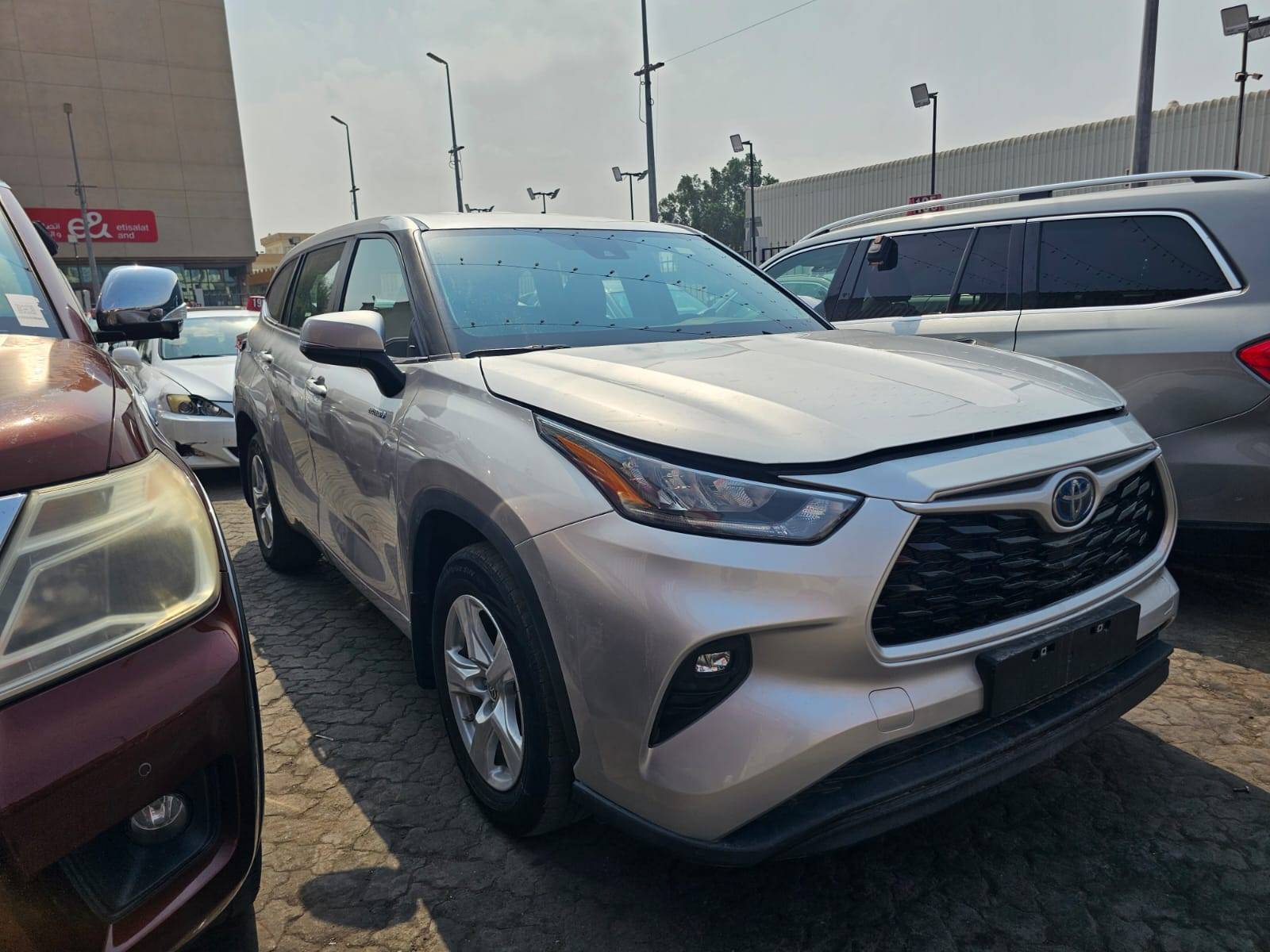 2024 TOYOTA GRAND HIGHLANDER — 287776 KM — Lot 614138 — Main - Marhaba Auctions Used Cars - Image 3
