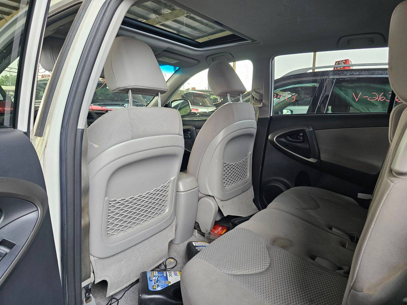2012 TOYOTA RAV4 — 194209 Miles — Lot 53988725 — Souq - Marhaba Auctions Used Cars - Image 6