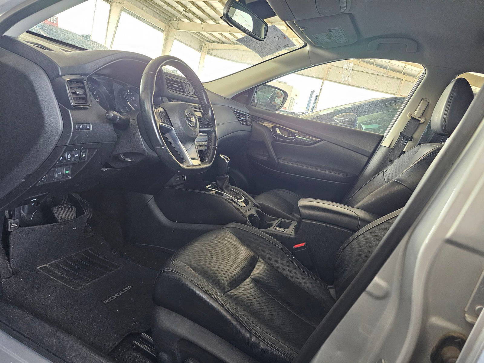 NISSAN ROGUE 2018 - Marhaba Auction Used Cars - Image 8