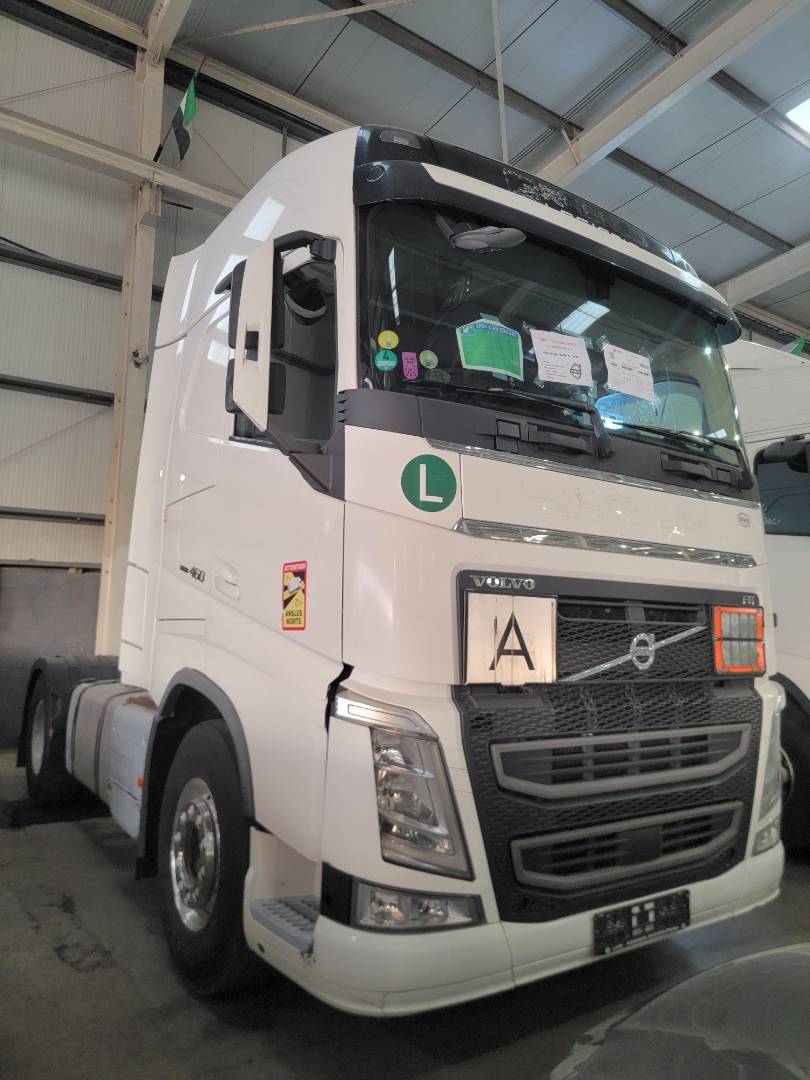 2015 VOLVO FH-Series — 1091793 KM — Lot 734513 - Marhaba Auctions Used Cars - Image 10