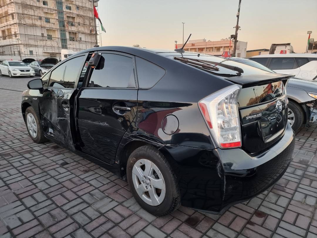 2010 TOYOTA PRIUS — 196442 Miles — Lot 125487 — Souq - Marhaba Auctions Used Cars - Image 4