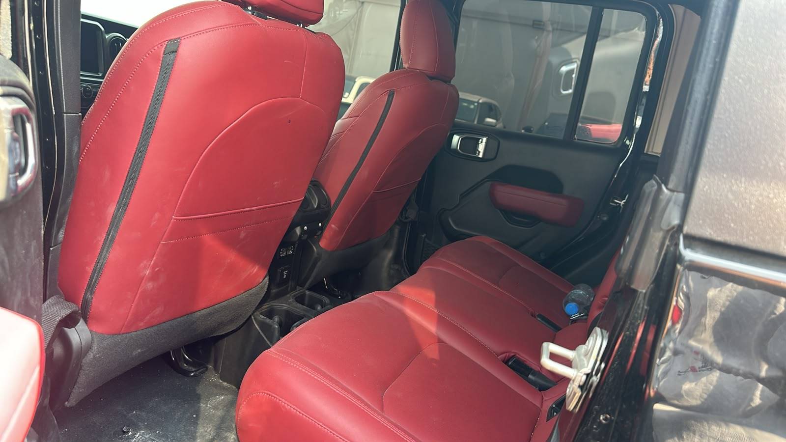 2023 JEEP GLADIATOR — 12328 KM — Lot G3PL581894 — Souq - Marhaba Auctions Used Cars - Image 6