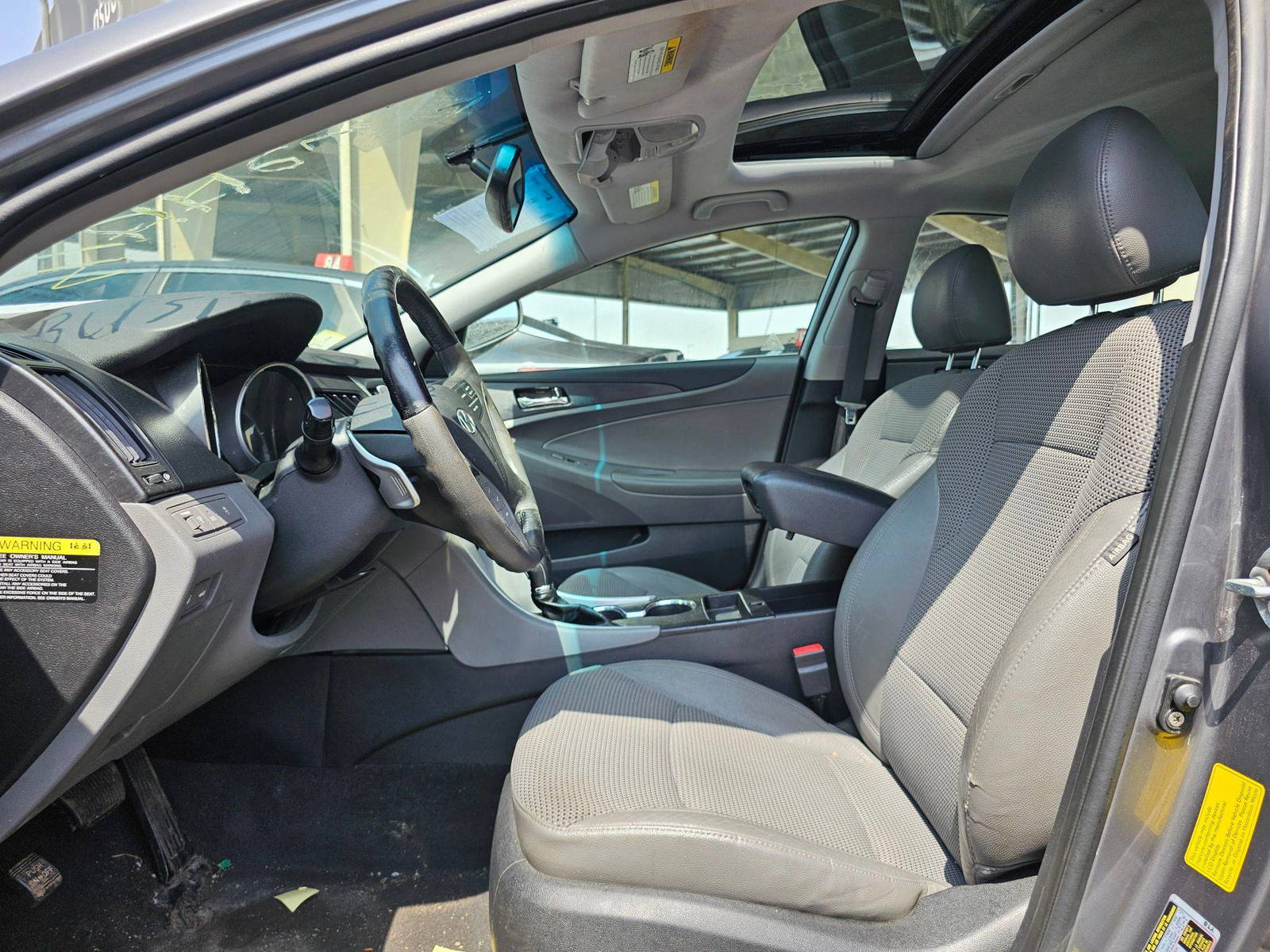 2011 HYUNDAI SONATA — 178146 Miles — Lot 9BH275070 — Souq - Marhaba Auctions Used Cars - Image 9