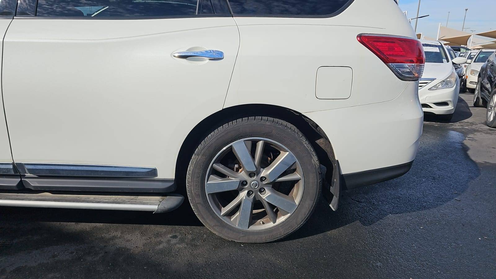 2015 NISSAN PATHFINDER — 171782 Miles — Lot 6FC612399 — Souq - Marhaba Auctions Used Cars - Image 3