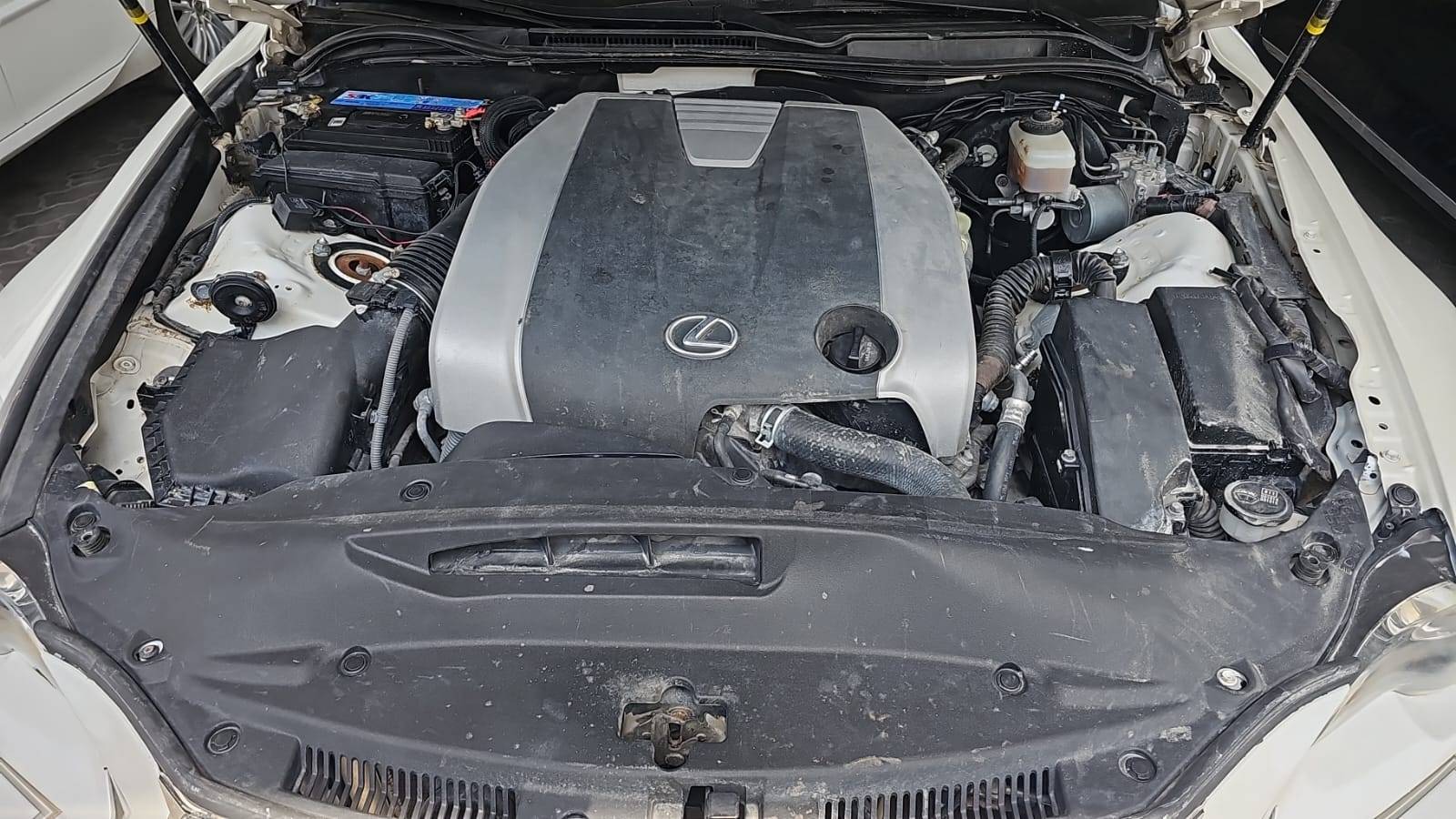2014 LEXUS IS 250 — 100767 KM — Lot 9E5013013 — Souq - Marhaba Auctions Used Cars - Image 11