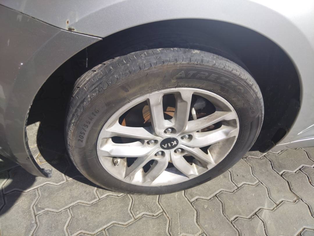 2011 KIA OPTIMA — 266507 Miles — Lot 37747722 - Marhaba Auctions Used Cars - Image 8