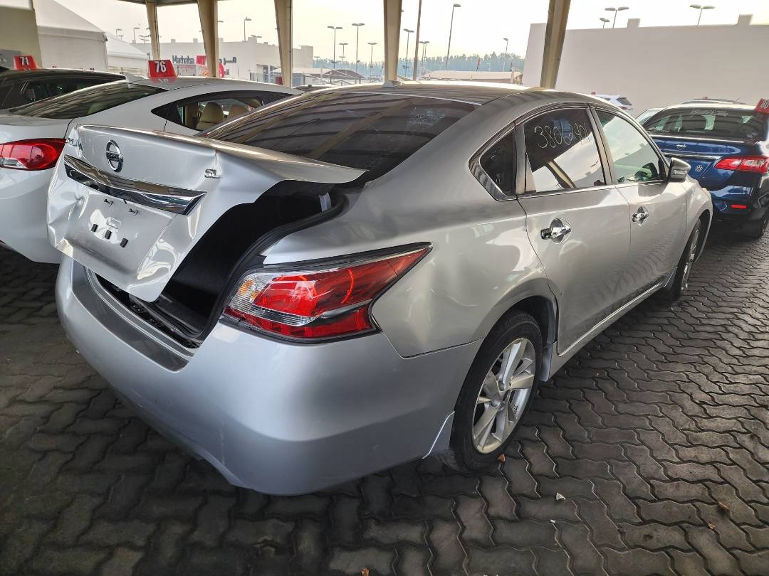 2015 NISSAN ALTIMA — 116144 Miles — Lot 38062901 - Marhaba Auctions Used Cars - Image 9