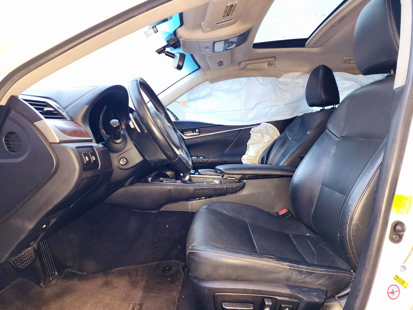 2013 LEXUS GS 350 — 203042 Miles — Lot 5027447 — Souq - Marhaba Auctions Used Cars - Image 9