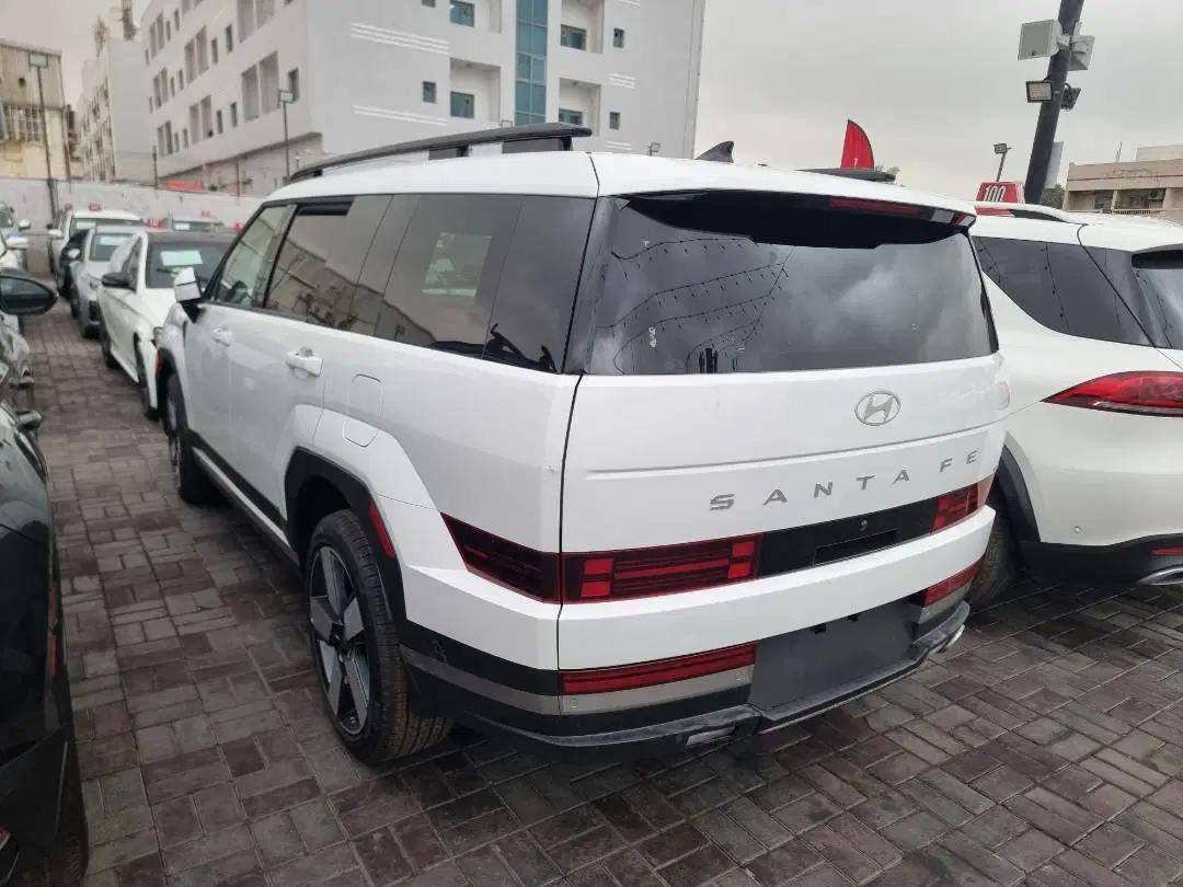 HYUNDAI SANTA FE 2025 - Marhaba Auction Used Cars - Image 3