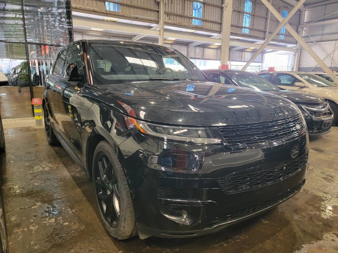2023 RANG ROVER SPORT — 16380 KM — Lot 4PA110479 — Main - Marhaba Auctions Used Cars - Image 4