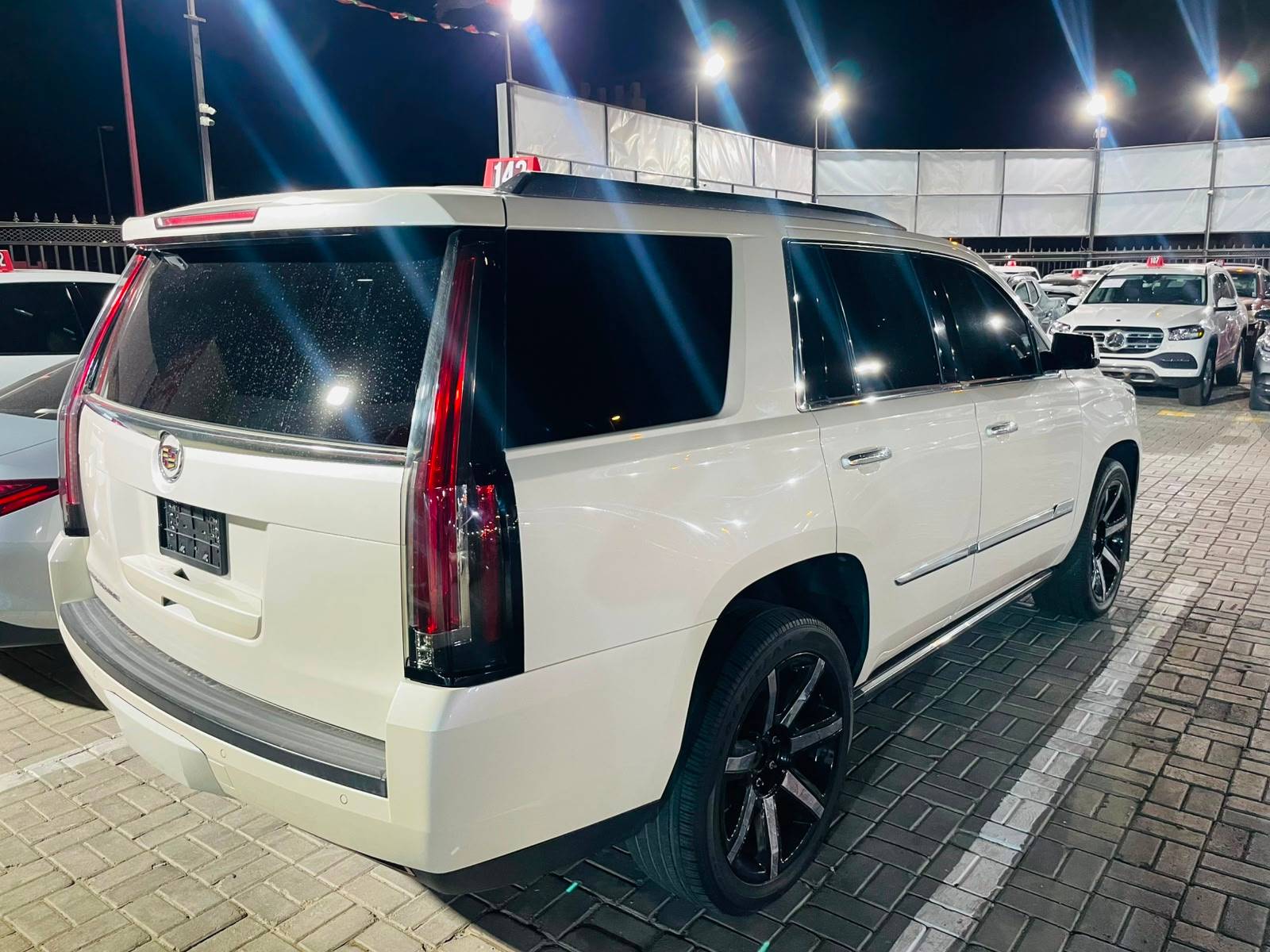 2015 CADILLAC ESCALADE — 189214 Miles — Lot FR291118 — Main - Marhaba Auctions Used Cars - Image 7
