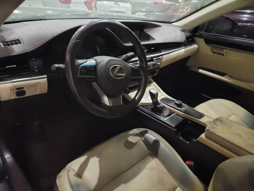 2016 LEXUS ES 350 — 141954 Miles — Lot GU007775 — Main - Marhaba Auctions Used Cars - Image 8