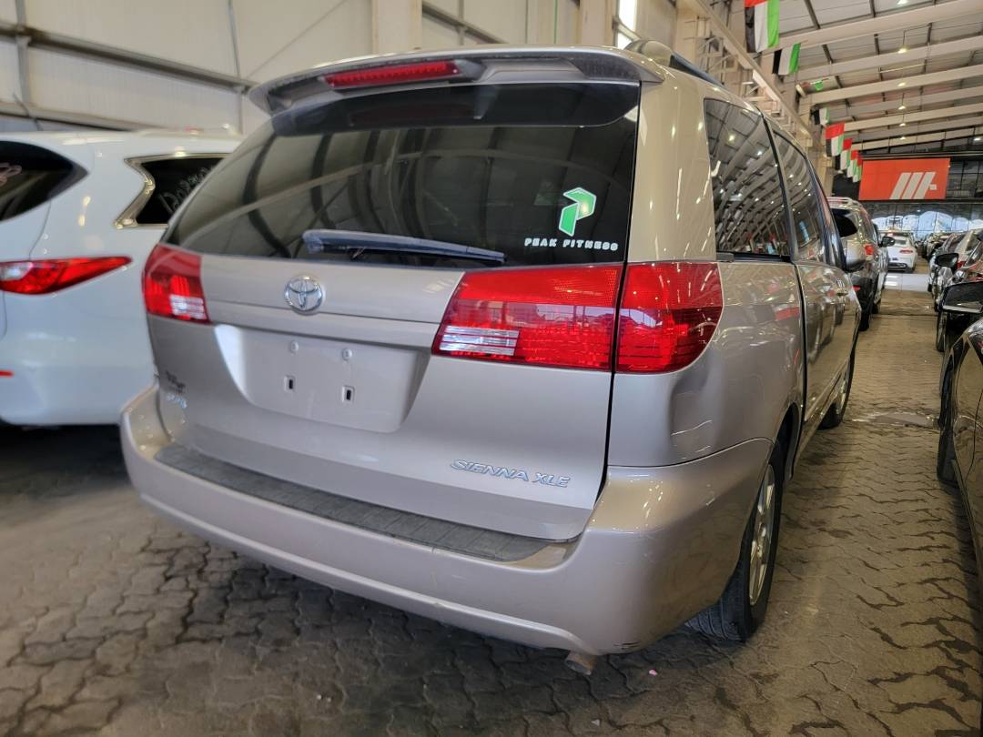 2004 TOYOTA SIENNA — 209668 Miles — Lot 04S206980 — Main - Marhaba Auctions Used Cars - Image 4