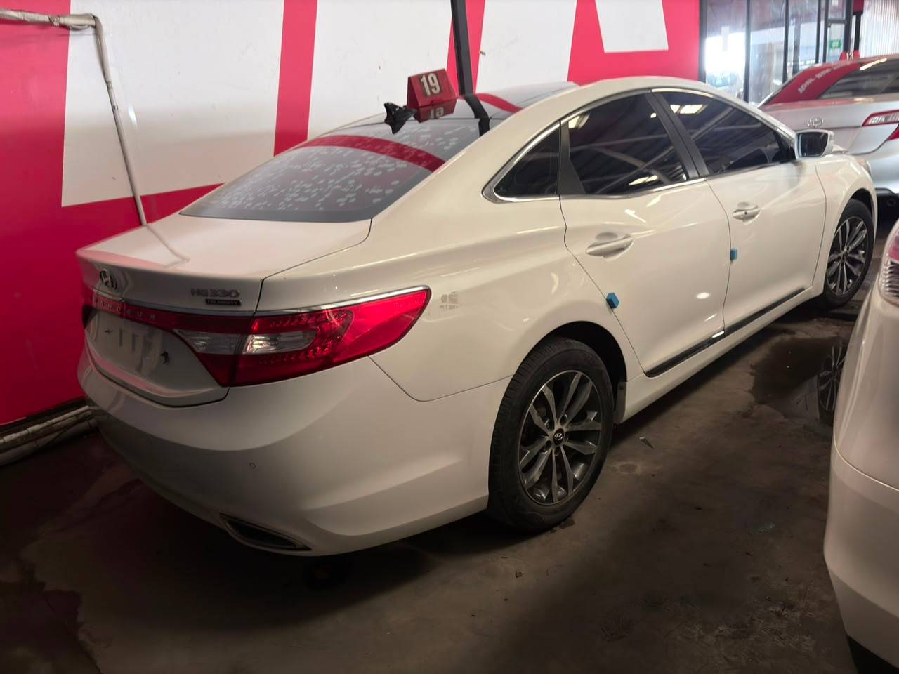 2012 HYUNDAI GRANDEUR — 124788 KM — Lot CA172043 — Main - Marhaba Auctions Used Cars - Image 5