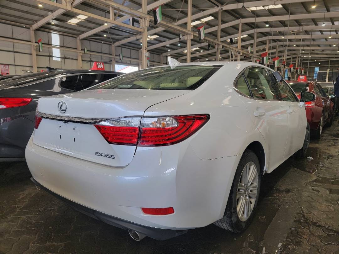 2015 LEXUS ES 350 — 88129 Miles — Lot 2197629 — Main - Marhaba Auctions Used Cars - Image 3