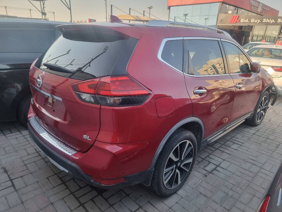 2017 NISSAN ROGUE — 175230 Miles — Lot W403761 — Souq - Marhaba Auctions Used Cars - Image 5
