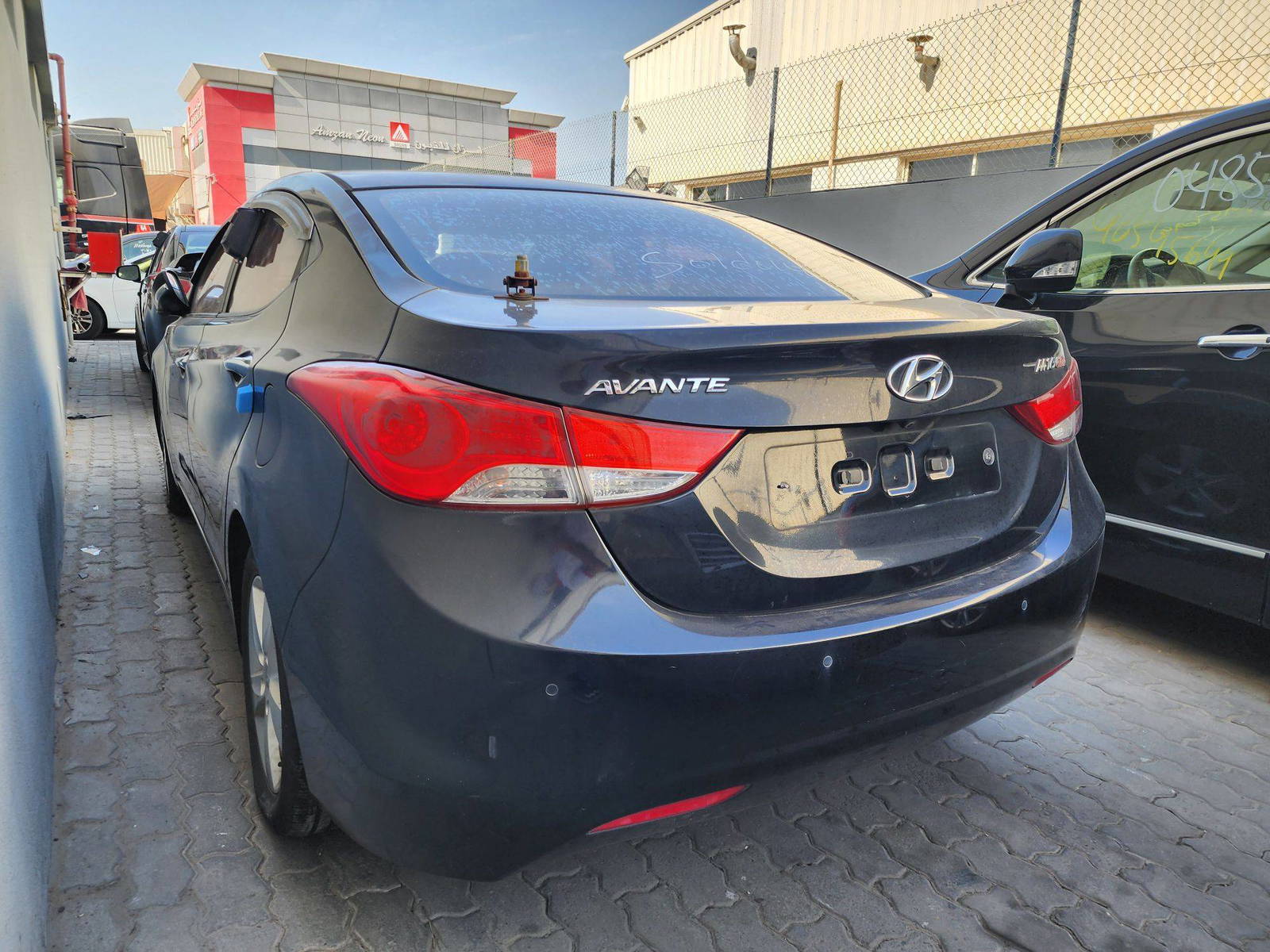 2011 HYUNDAI AVANTE — 131250 KM — Lot 034280 — Al Quoz - Marhaba Auctions Used Cars - Image 6
