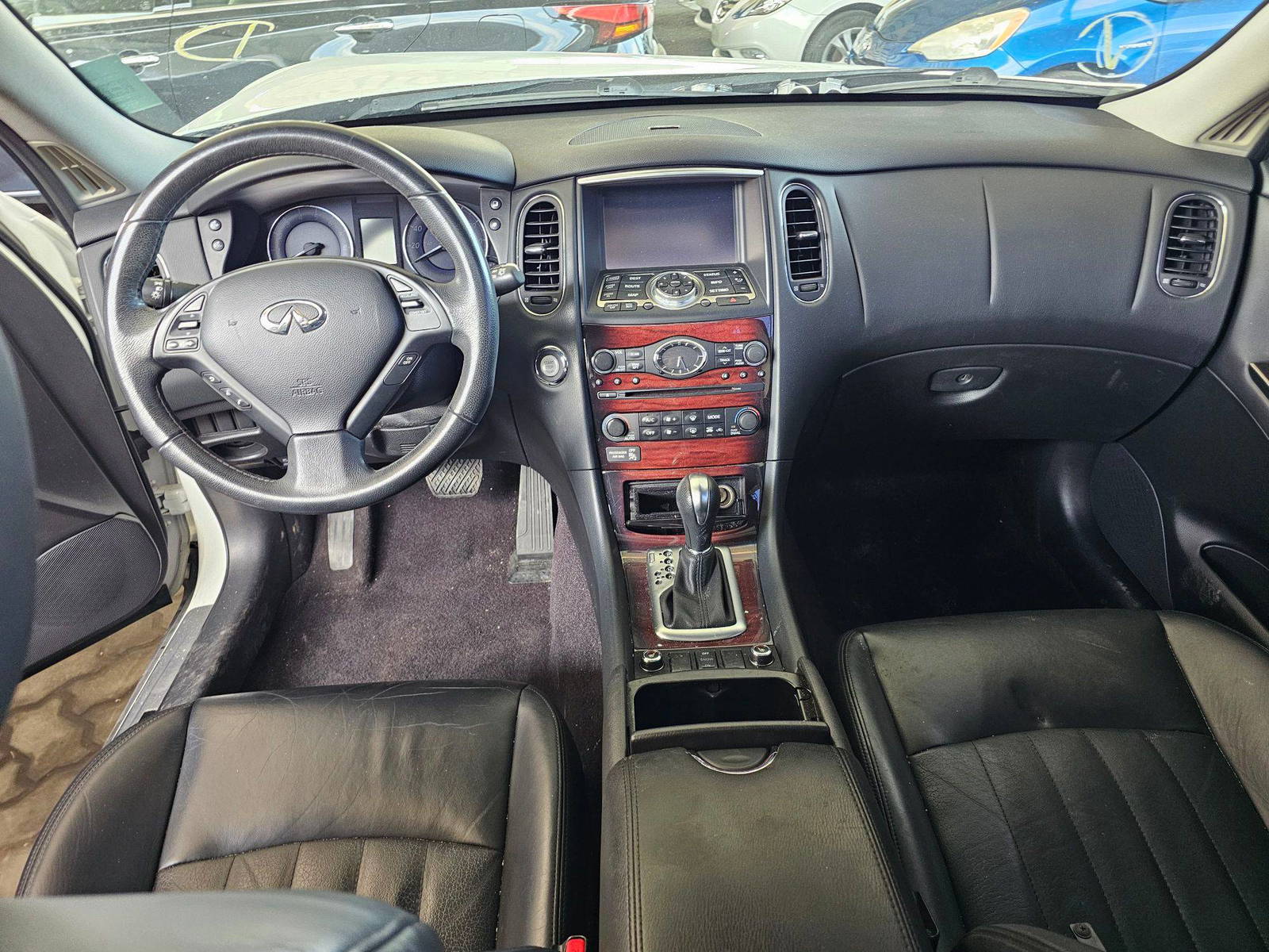 2017 INFINITI QX50 — 112404 Miles — Lot M416008 — Souq - Marhaba Auctions Used Cars - Image 7