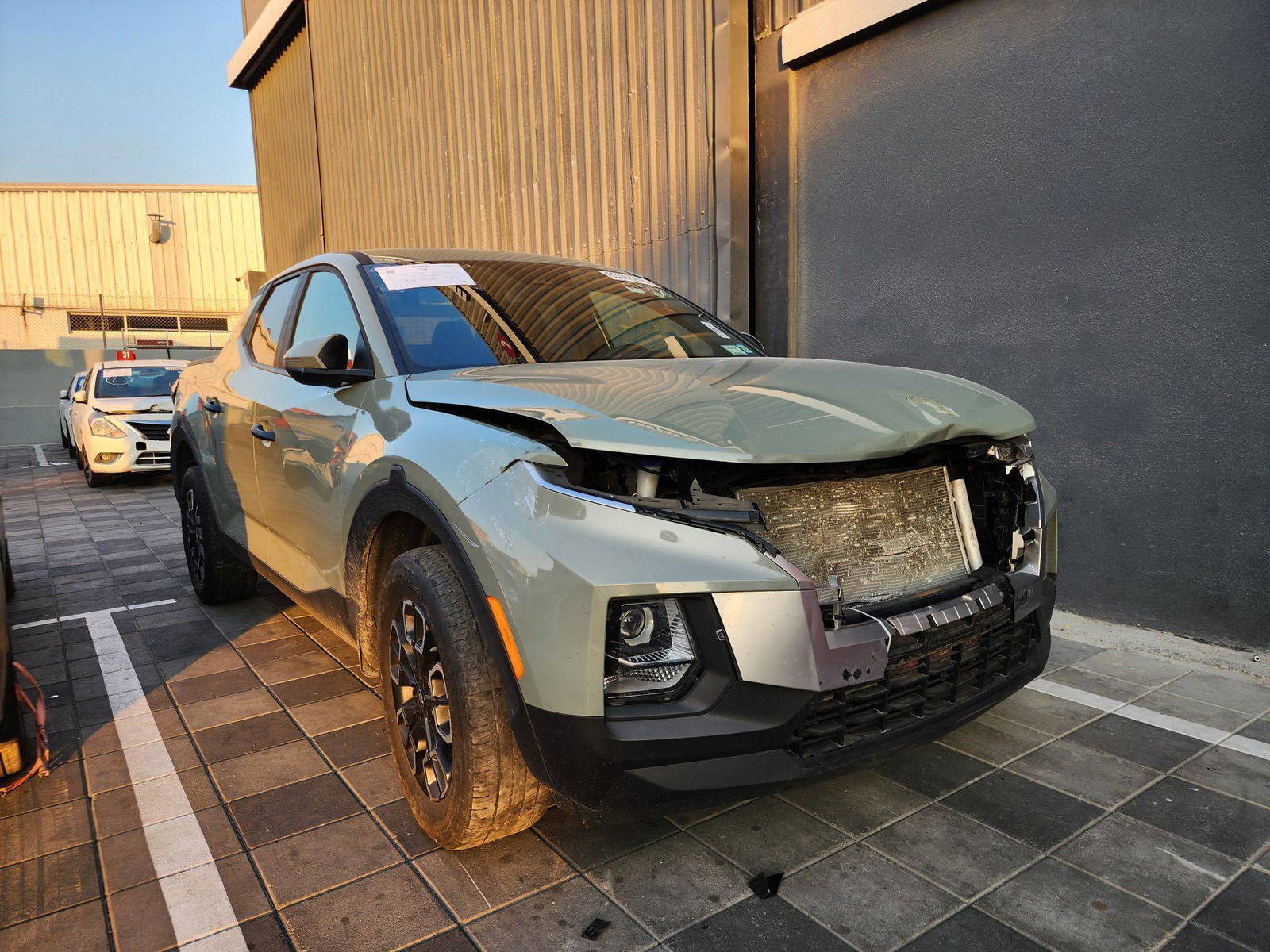 2022 HYUNDAI SANTA CRUZ SEL — 50648 Miles — Lot 63048204 — Al Quoz - Marhaba Auctions Used Cars - Image 3