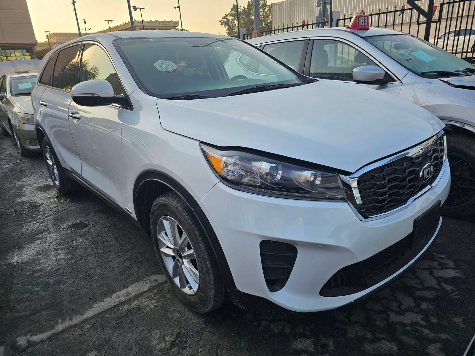 2019 KIA SORENTO — 178764 Miles — Lot 464930 — Main - Marhaba Auctions Used Cars - Image 4