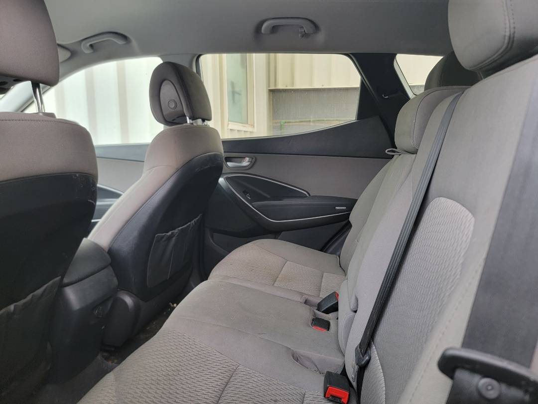 2017 HYUNDAI SANTA FE — 84 509 Miles — Lot H010286 — Main - Marhaba Auctions Used Cars - Image 8