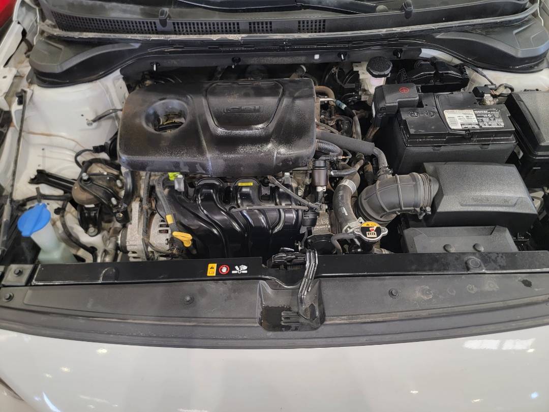 2019 HYUNDAI ACCENT — 72344 Miles — Lot 82306373 — Souq - Marhaba Auctions Used Cars - Image 8