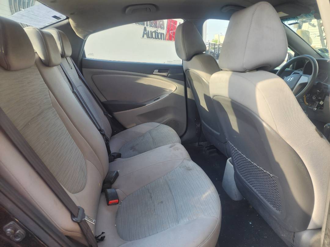 2015 HYUNDAI ACCENT — 144702 Miles — Lot 77751343 — Souq - Marhaba Auctions Used Cars - Image 5