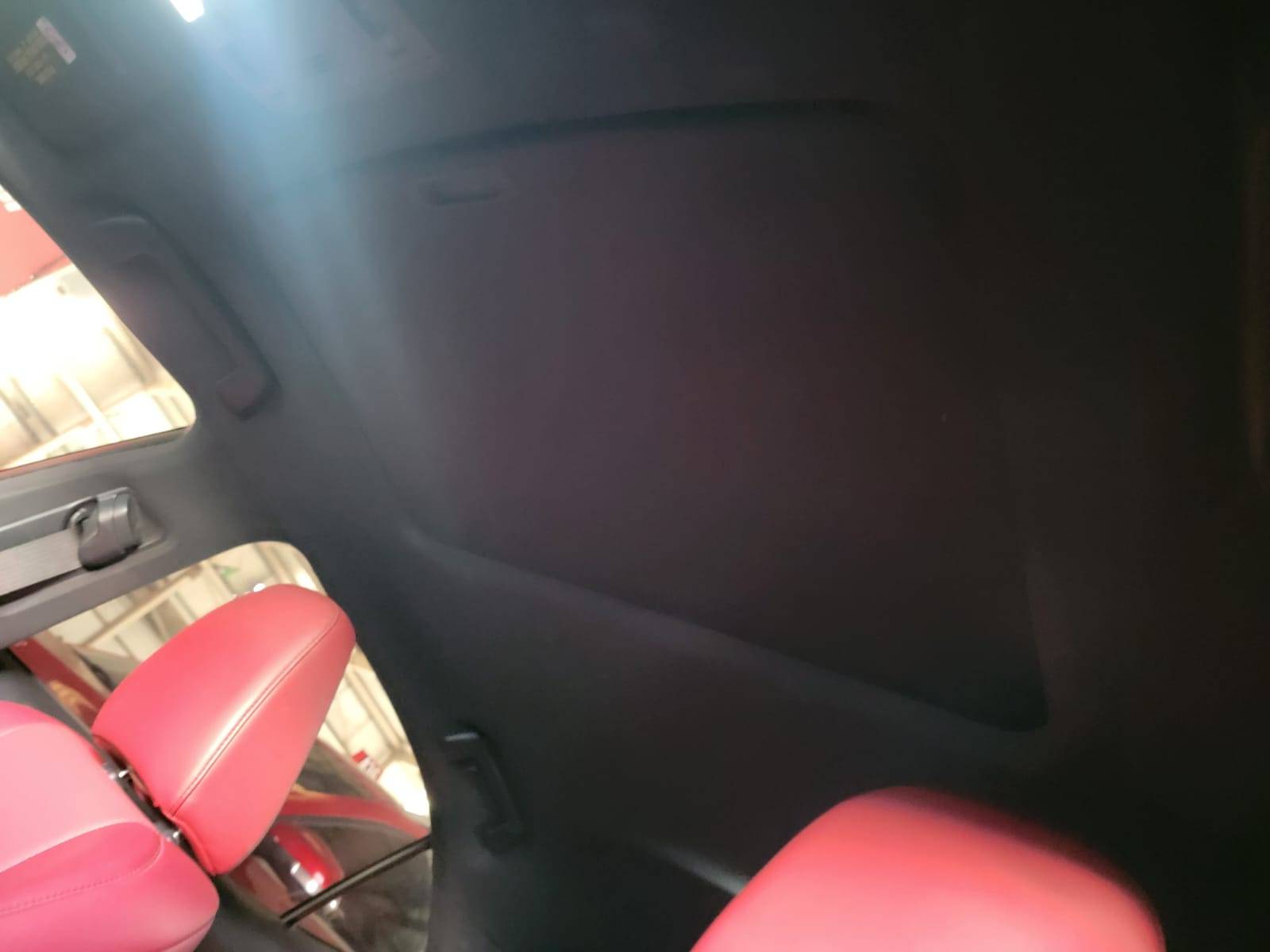 2019 LEXUS IS 300 — 97502 KM — Lot 5092998 — Main - Marhaba Auctions Used Cars - Image 9