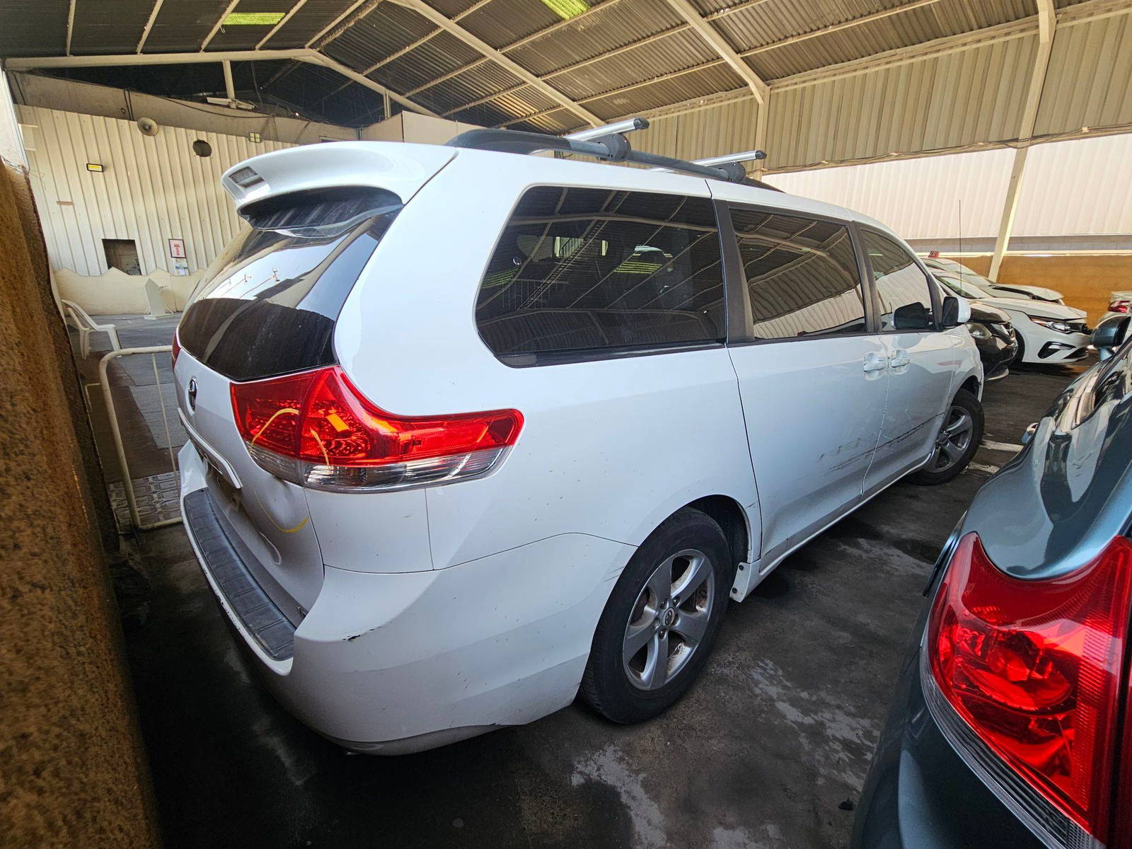 TOYOTA SIENNA 2012 - Marhaba Auction Used Cars - Image 5
