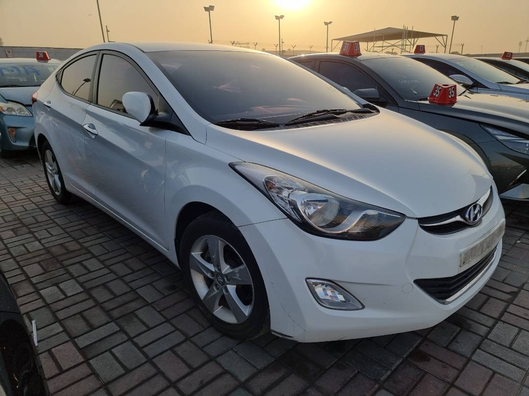 2011 HYUNDAI AVANTE — 134608 KM — Lot 124587 — Souq - Marhaba Auctions Used Cars - Image 3