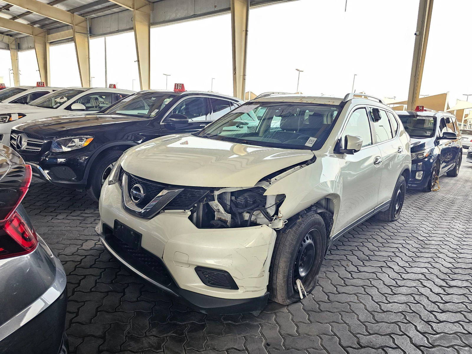 2015 NISSAN ROGUE — 177868 KM — Lot 12204166 — Souq - Marhaba Auctions Used Cars - Image 5