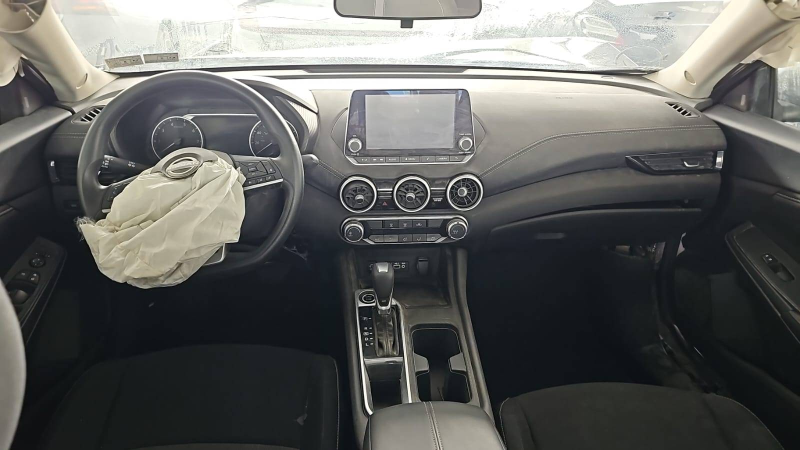 NISSAN SENTRA 2024 - Marhaba Auction Used Cars - Image 7