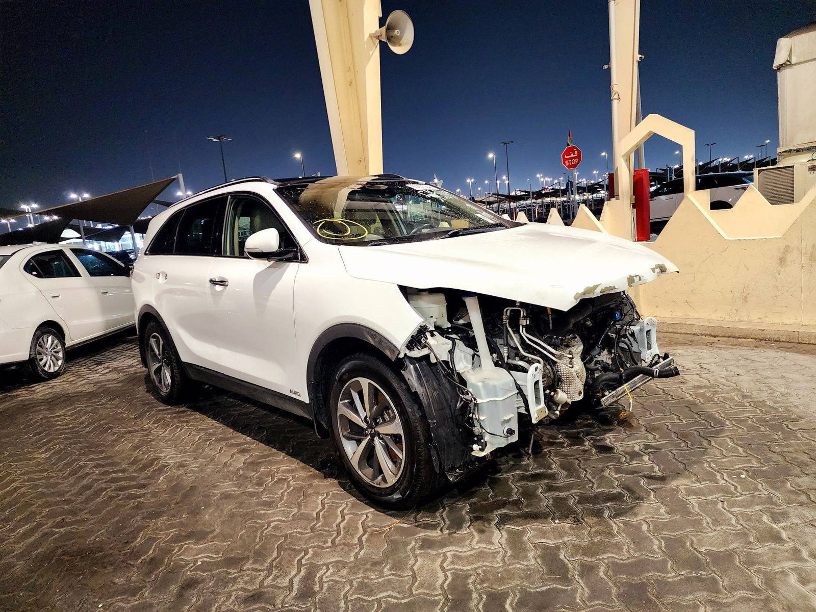 2019 KIA SORENTO — 72511 Miles — Lot 85267364 — Souq - Marhaba Auctions Used Cars - Image 4