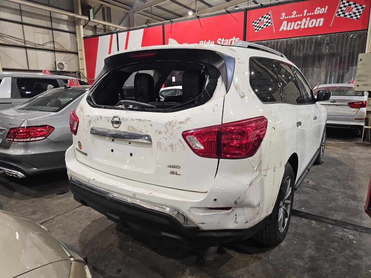 2019 NISSAN PATHFINDER — 154027 Miles — Lot 6KC625810 — Main - Marhaba Auctions Used Cars - Image 3