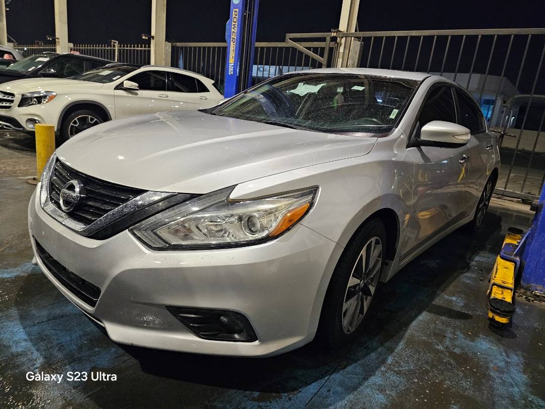 2017 NISSAN ALTIMA — 194002 Miles — Lot HC209035 — Main - Marhaba Auctions Used Cars - Image 3