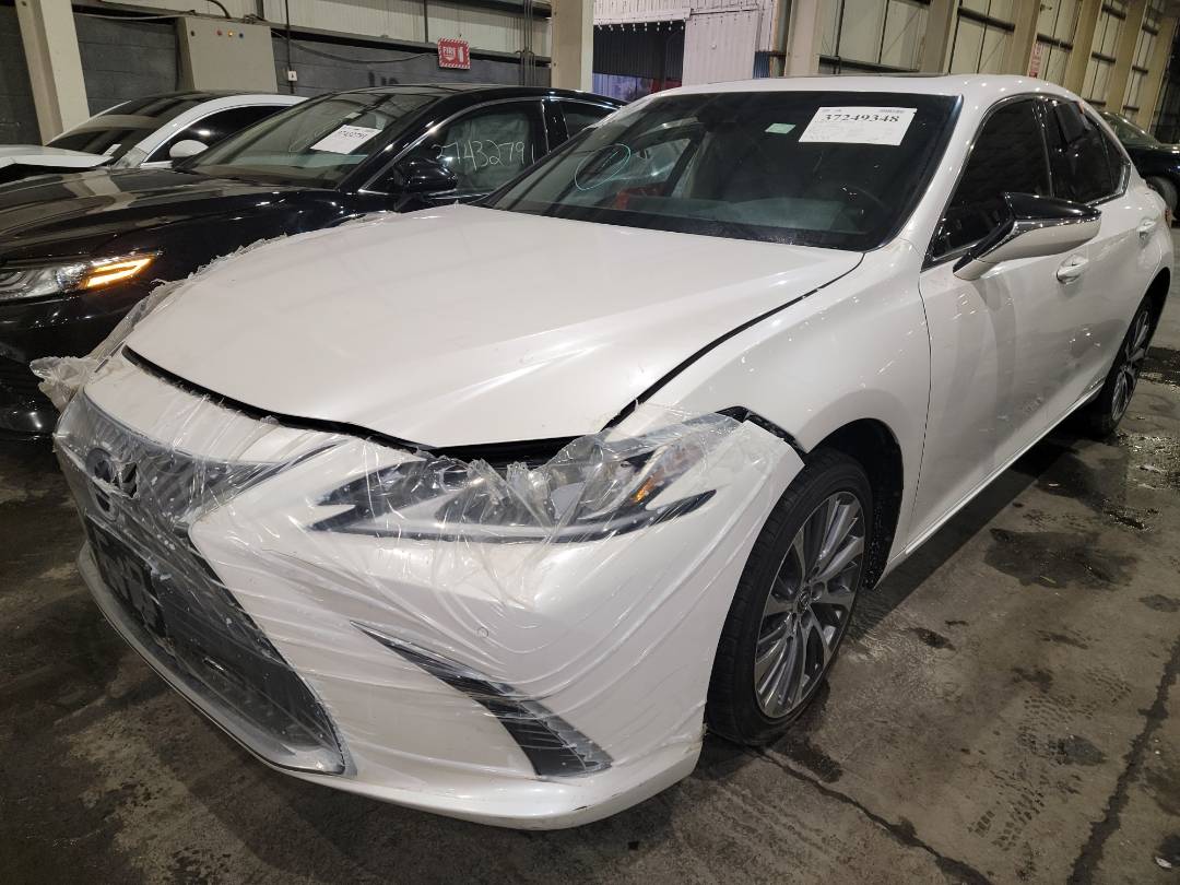 2021 LEXUS ES 300H — 68072 Miles — Lot 37249348 - Marhaba Auctions Used Cars - Image 6