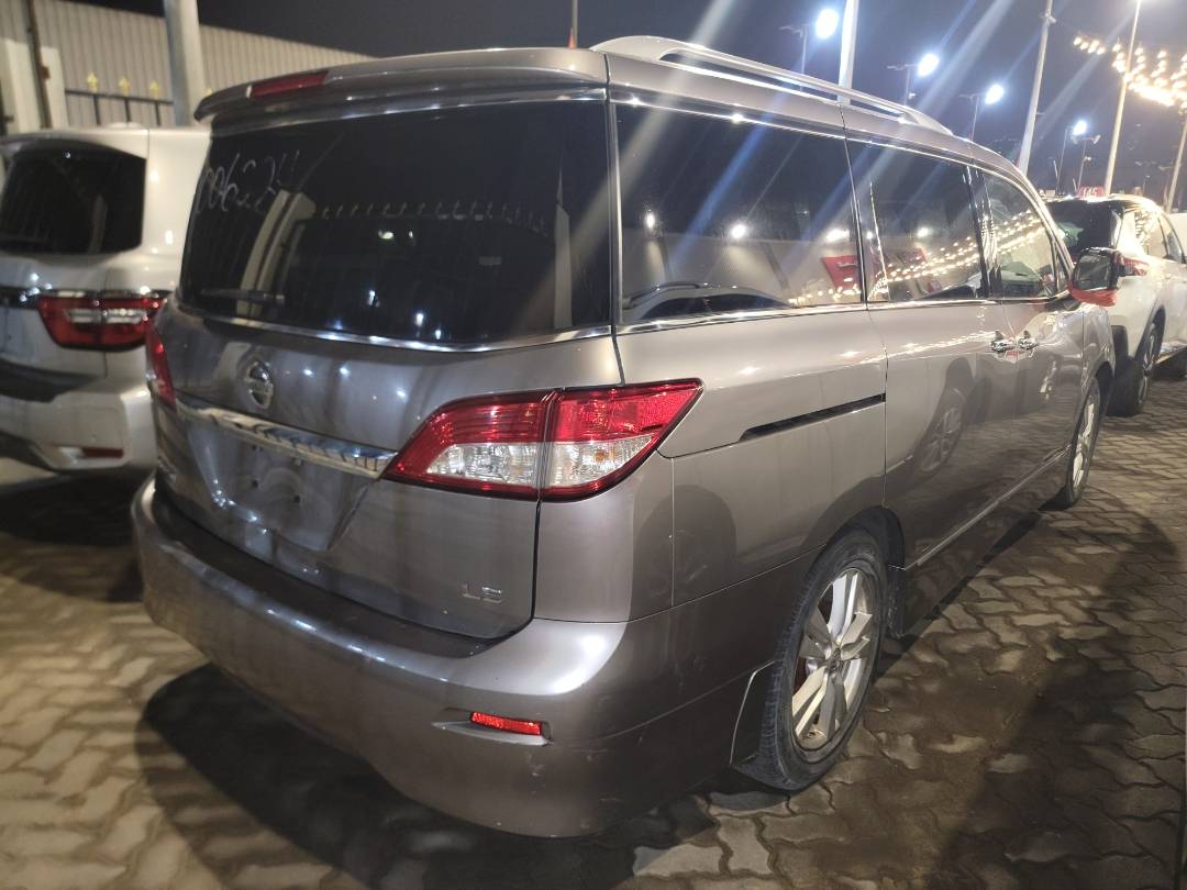 2011 NISSAN QUEST — 165322 Miles — Lot 9006224 - Marhaba Auctions Used Cars - Image 4