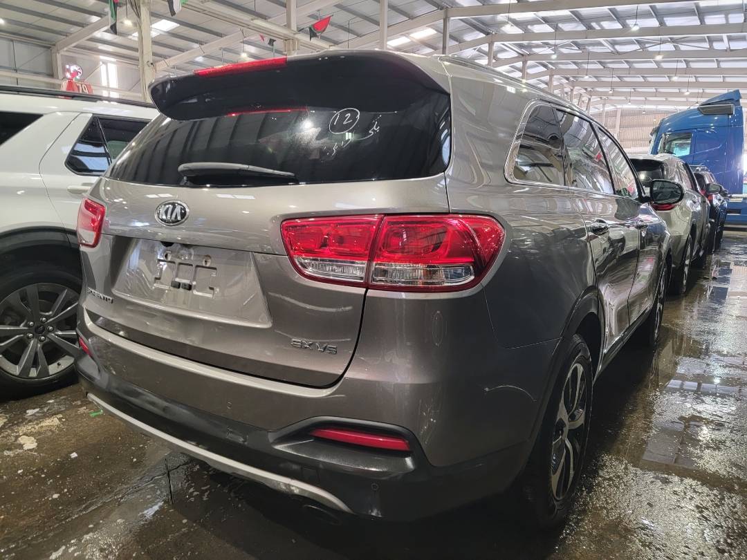 2017 KIA SORENTO — 166068 Miles — Lot G232258 — Main - Marhaba Auctions Used Cars - Image 3