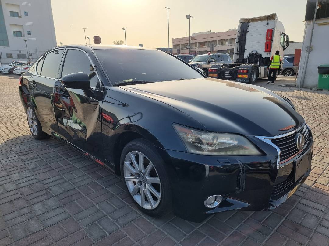 2013 LEXUS GS 350 — 113569 Miles — Lot 215487 — Ind. 12 - Marhaba Auctions Used Cars - Image 4
