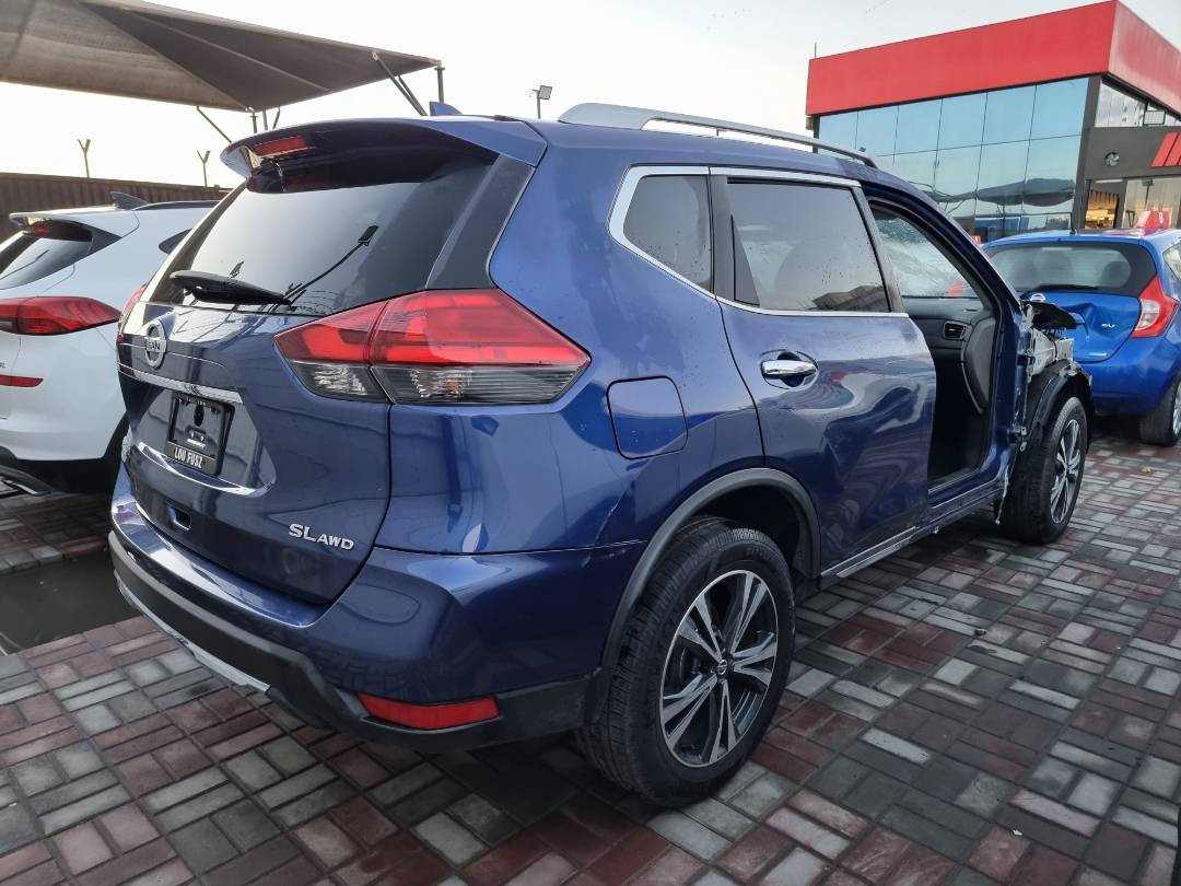 2017 NISSAN ROGUE — 109688 Miles — Lot 214587 — Ind. 12 - Marhaba Auctions Used Cars - Image 5