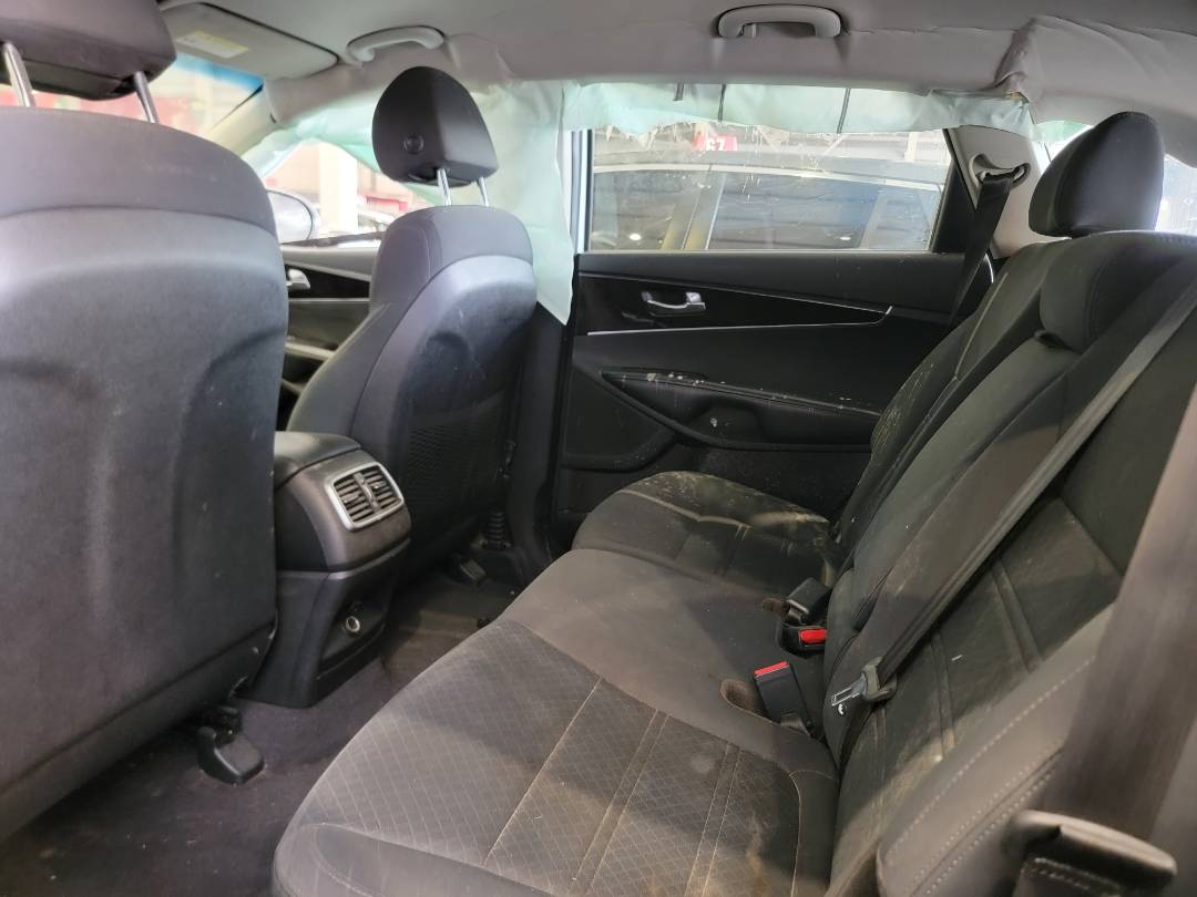 2018 KIA SORENTO — 102113 Miles — Lot 30JG373187 — Main - Marhaba Auctions Used Cars - Image 6