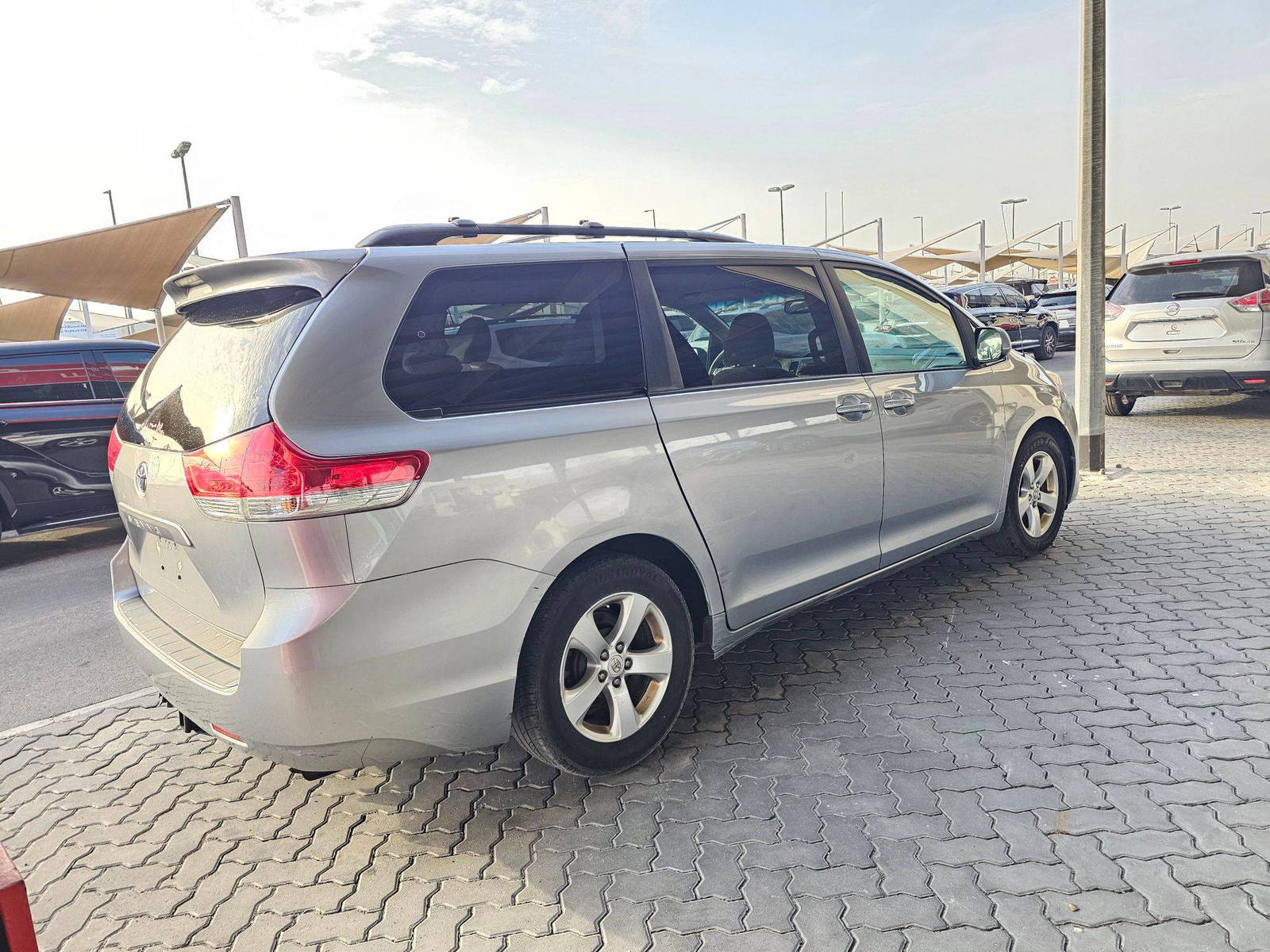 TOYOTA SIENNA 2011 - Marhaba Auction Used Cars - Image 5