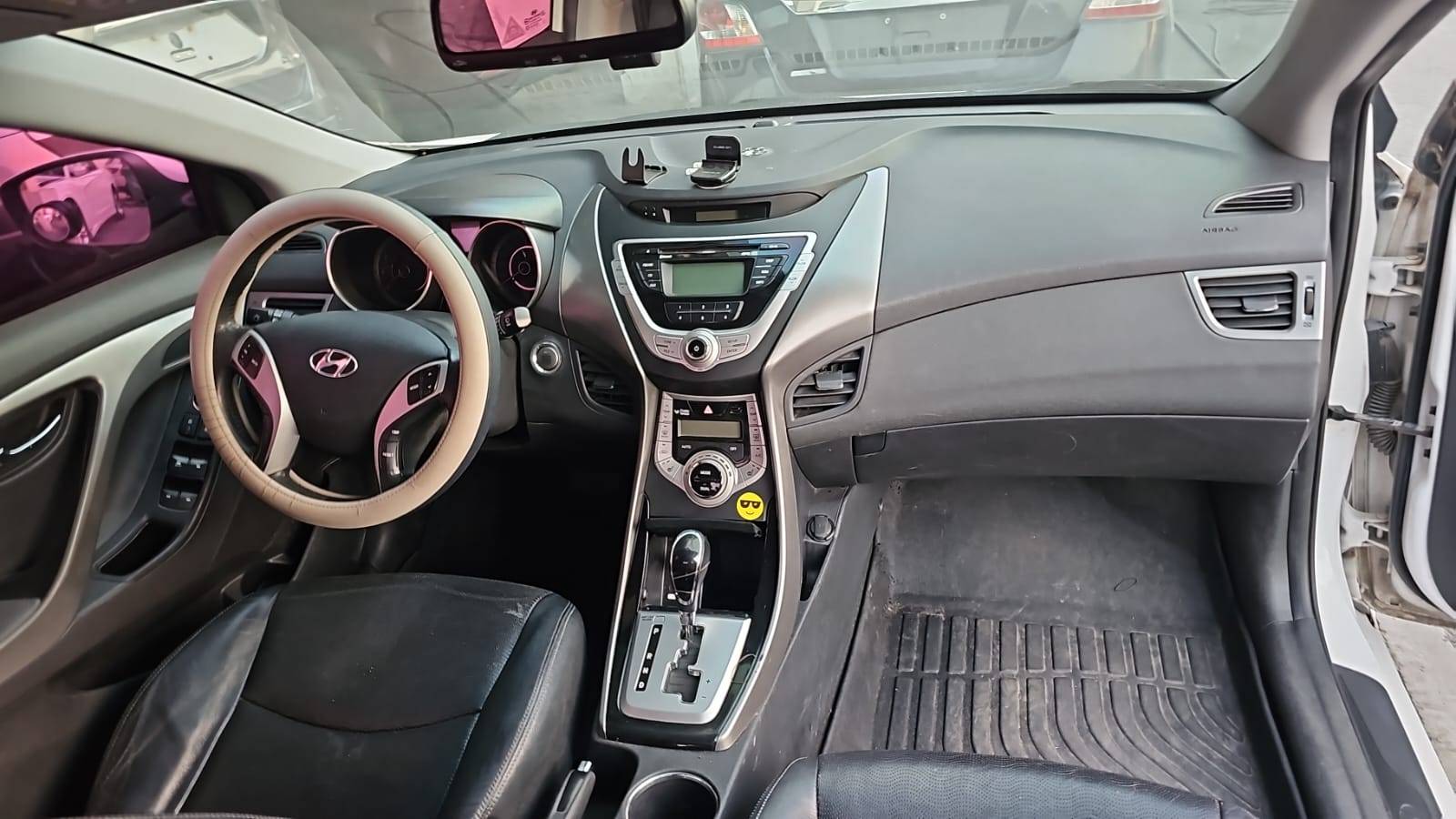 HYUNDAI AVANTE 2012 - Marhaba Auction Used Cars - Image 8