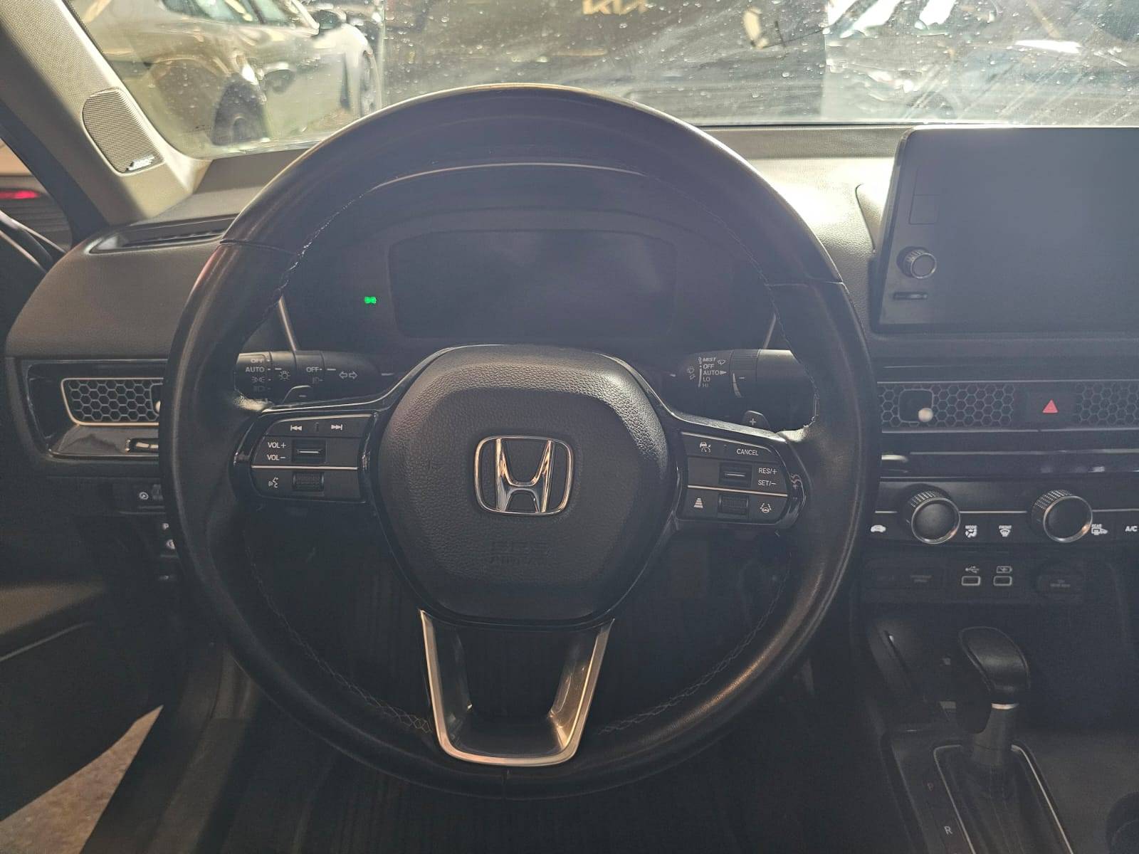 2023 HONDA CIVIC — sold — 20757 KM — Lot 7PH306496 — Main - Marhaba Auctions Used Cars - Image 6