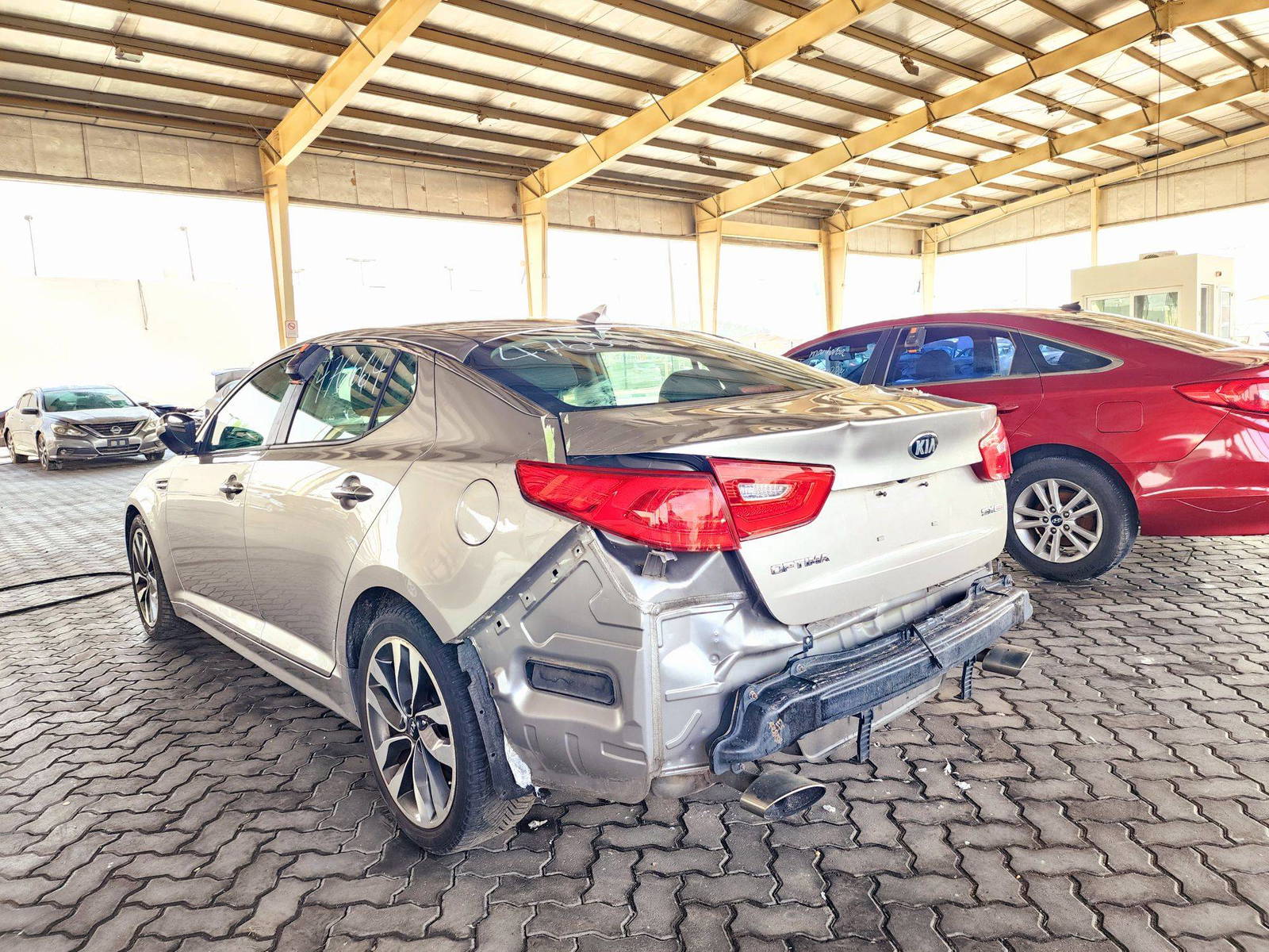 2015 KIA OPTIMA — 170996 Miles — Lot 77FG476664 — Souq - Marhaba Auctions Used Cars - Image 5